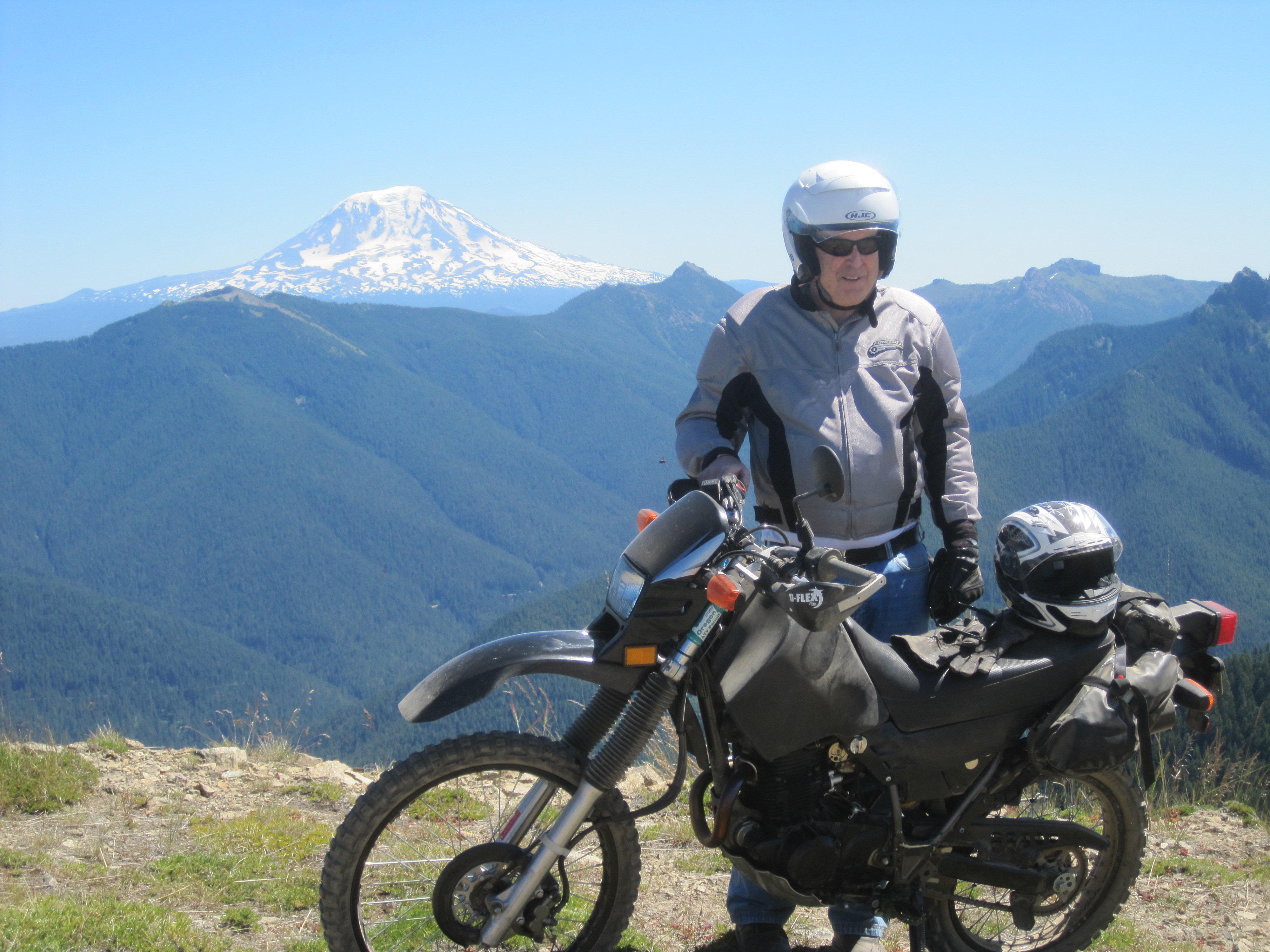 http://www.naste.org/members/bill/BobMcFarlanddirtbikingAug.42012nearMt.Adams.jpg