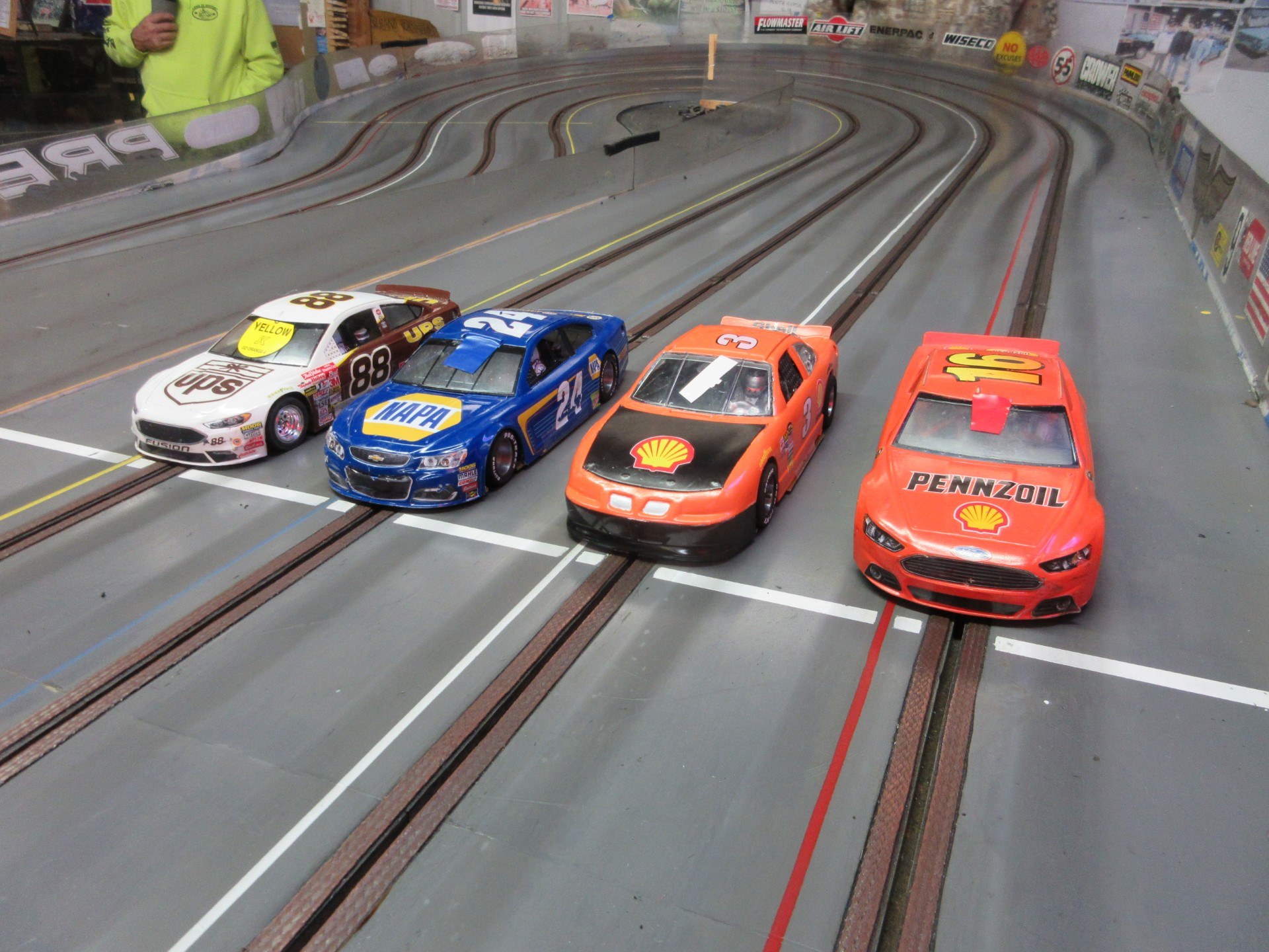 http://www.naste.org/members/bill/RapidNASCAR0514206b.jpg